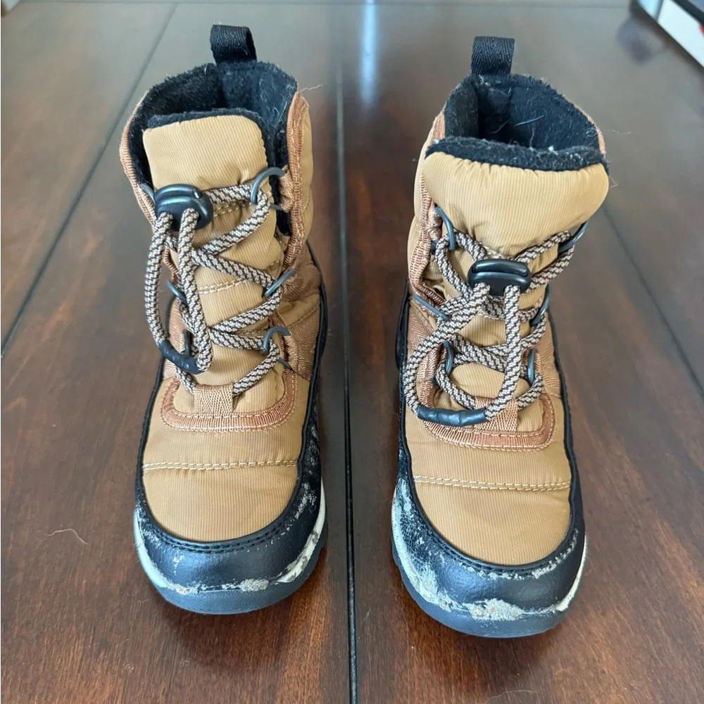 Kids Brown and Black Winter Snow Boots Size 10